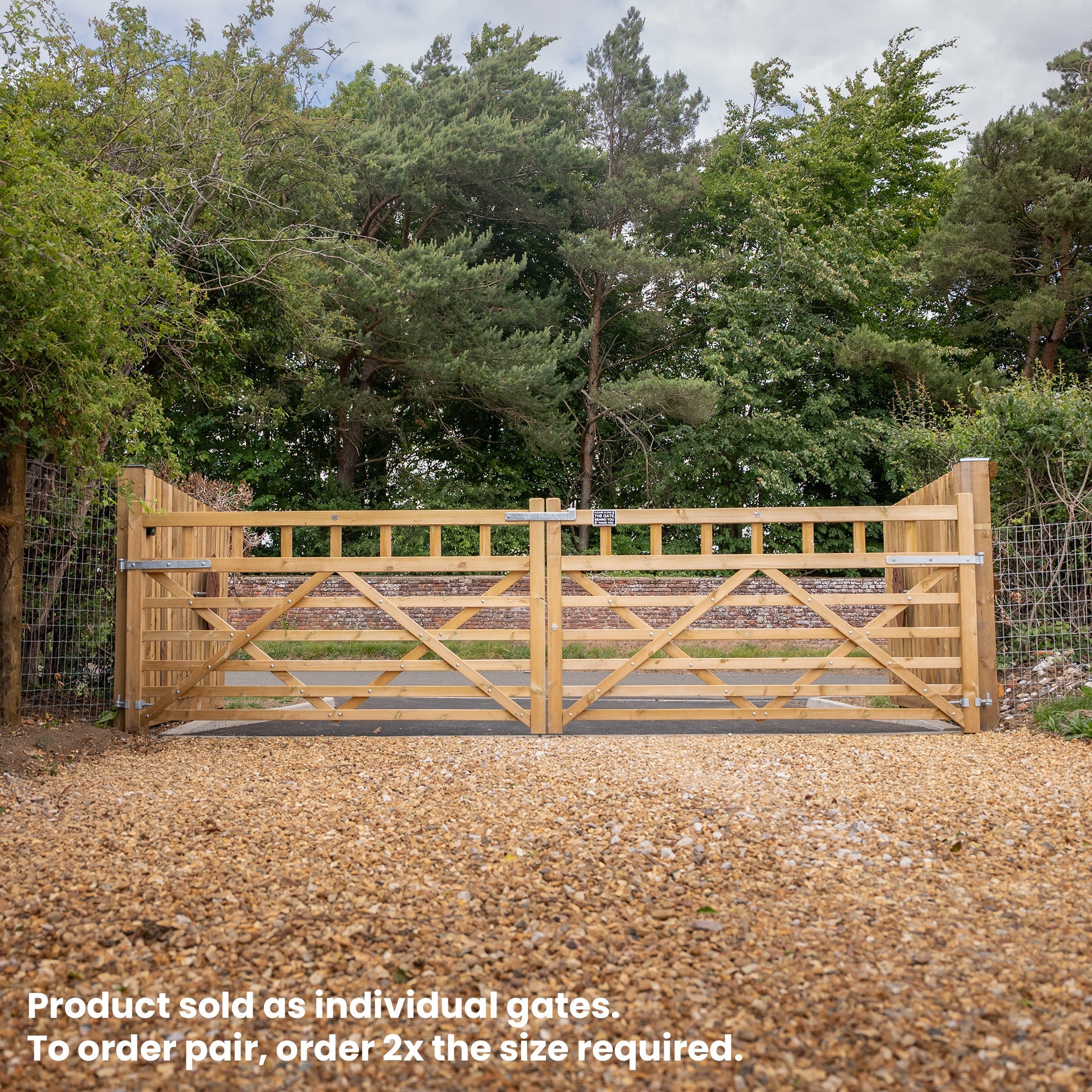 Boscastle Scandinavian Redwood Diamond Brace Planed Gate