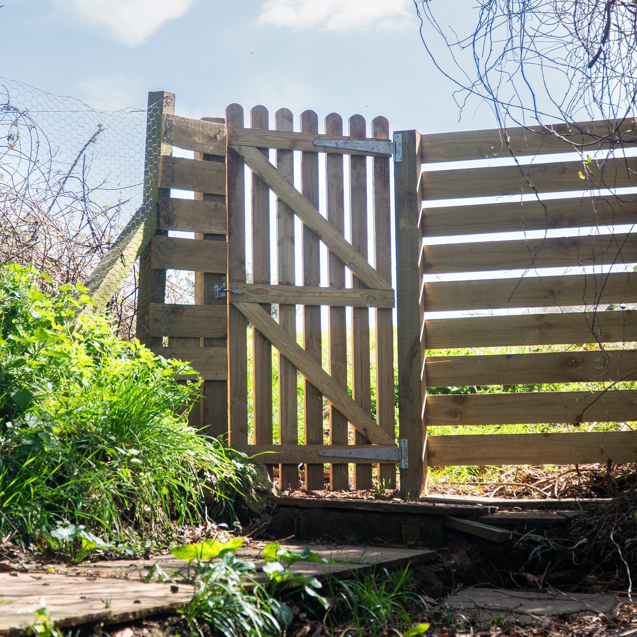 Pressure Treated Picket Side Gate Round Top 1.5m