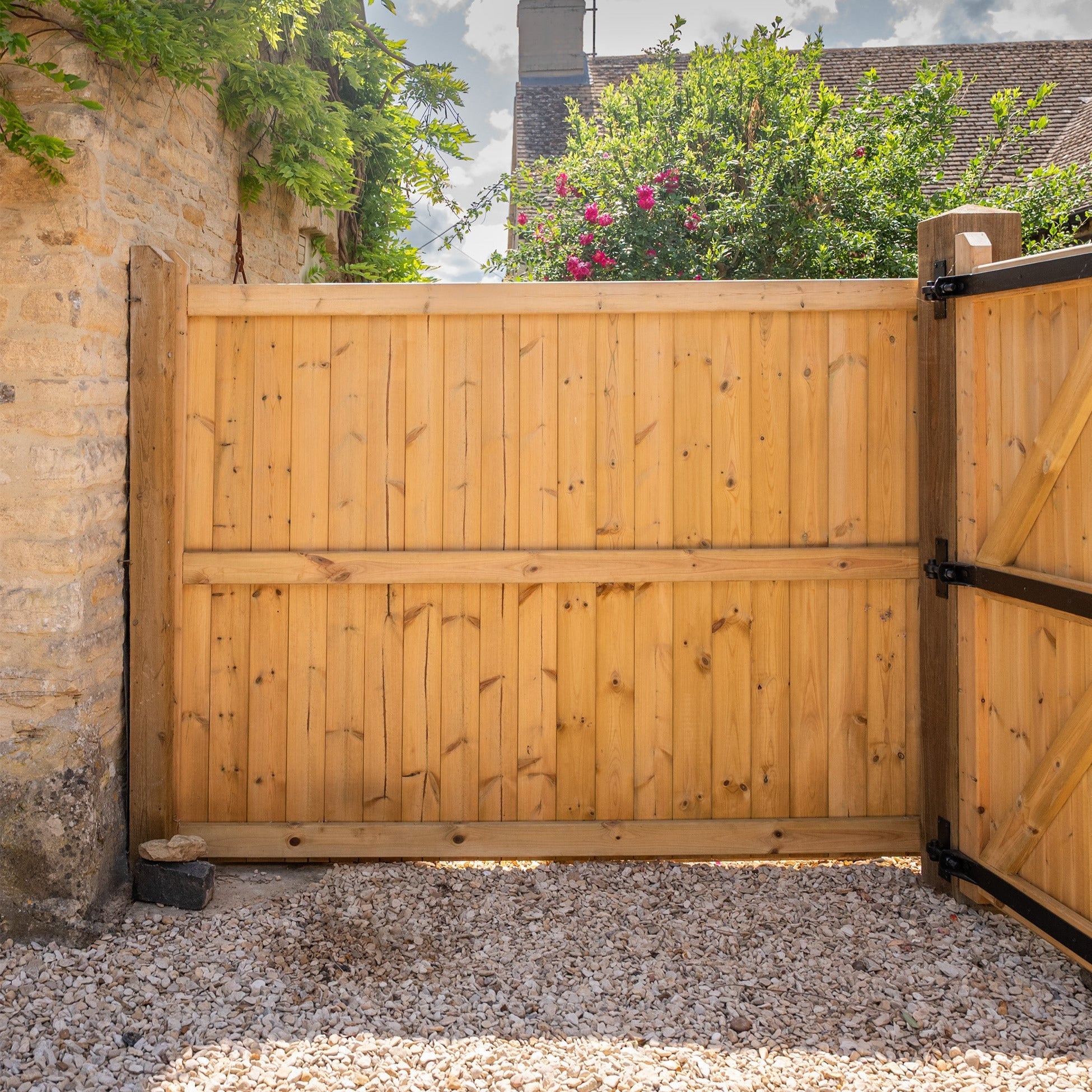 Highampton Scandinavian Redwood Mortise & Tenon Fence Panel