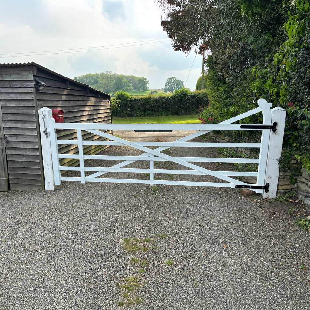 Exbourne Scandinavian Redwood Planed Curved Heel Gate