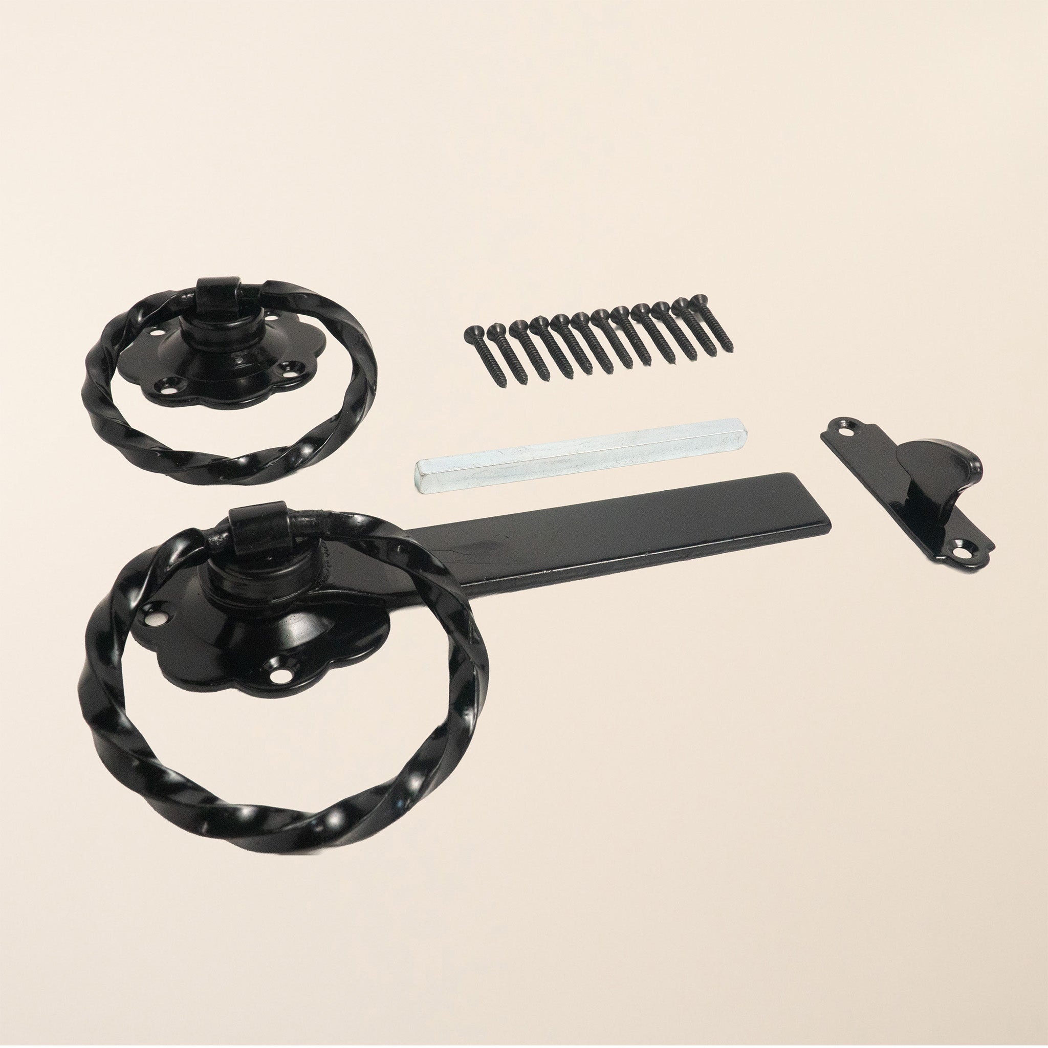 Metal 6" Twisted Ring Latch