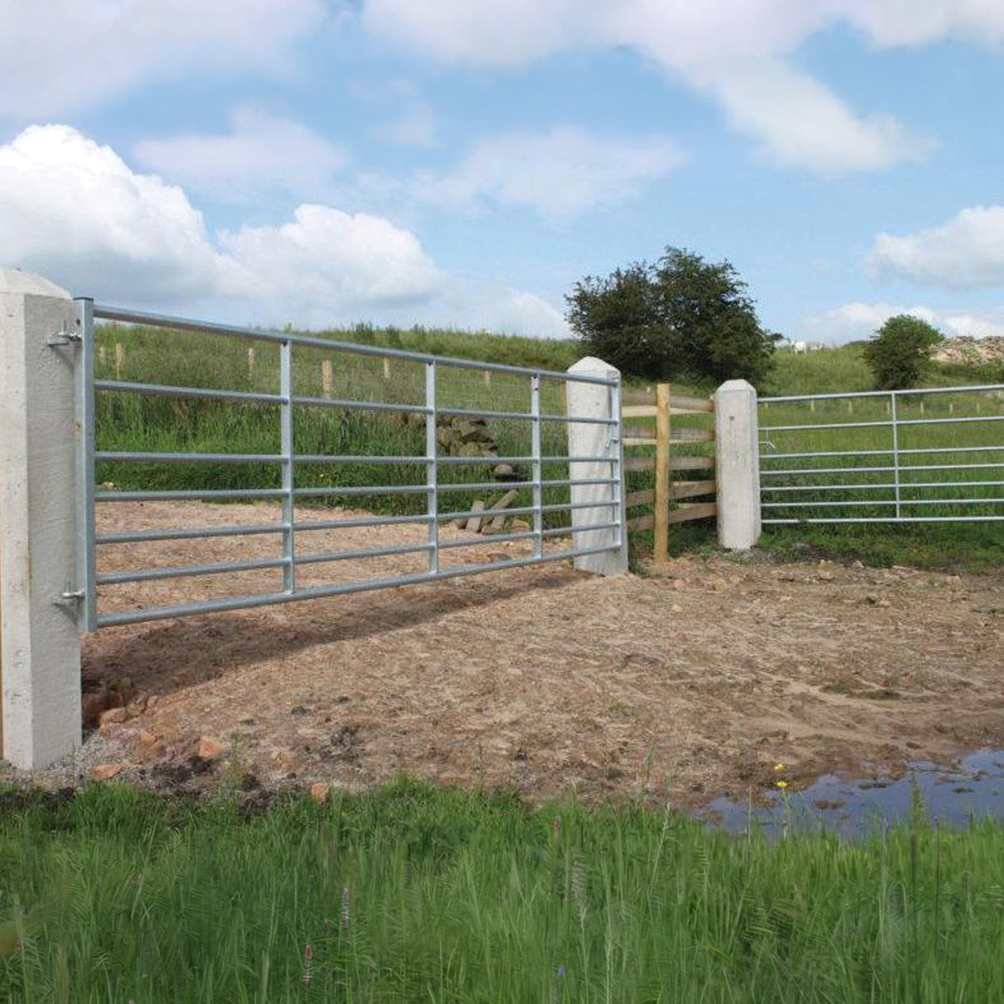 IAE 7 Bar Galvanised Steel Gate