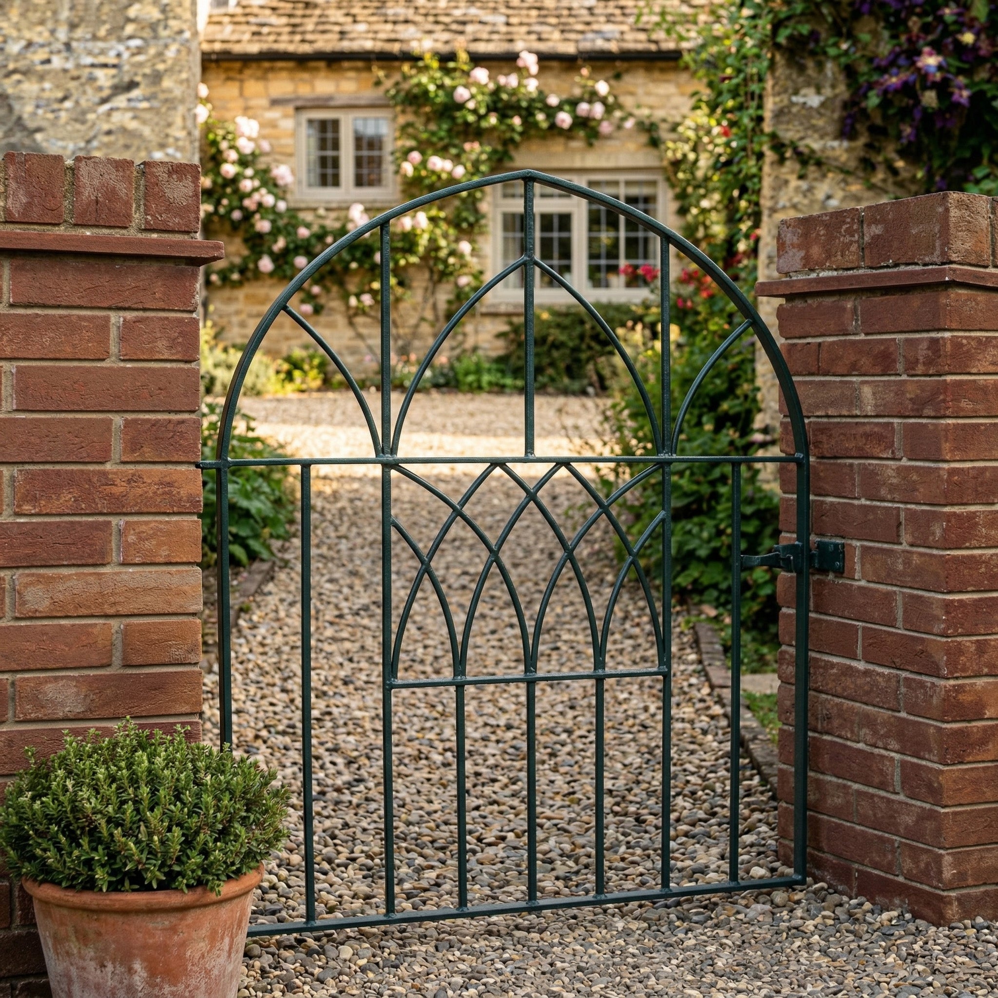 Altarnun Steel Bow Top Garden Gate