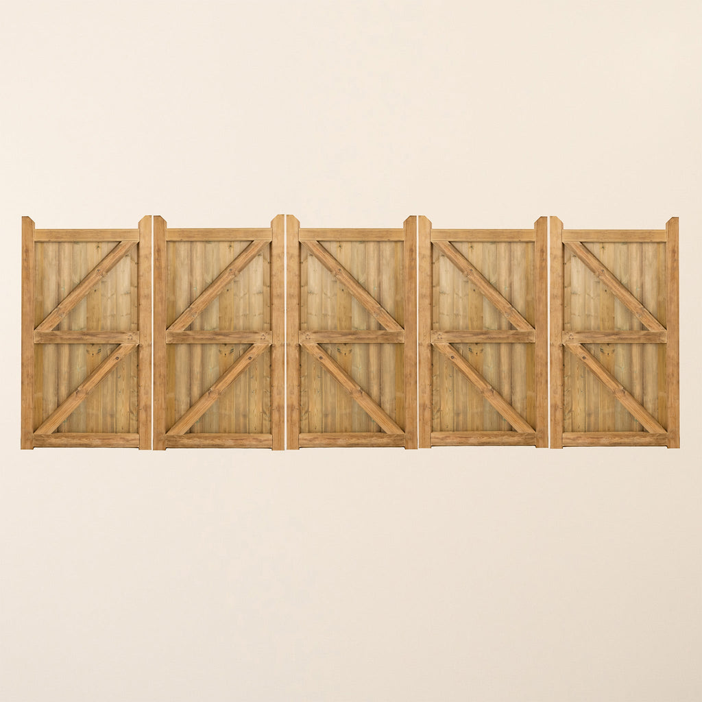 Highampton Scandinavian Redwood Bifold 5-Leaf Driveway Gate