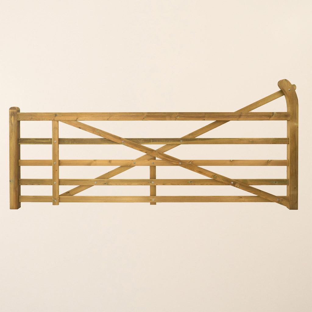 Exbourne Scandinavian Redwood Planed Curved Heel Gate