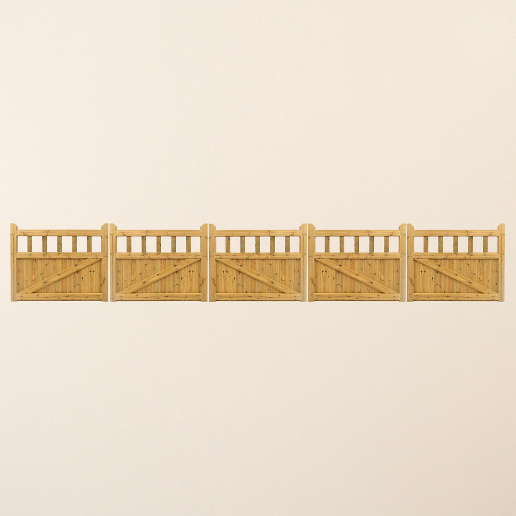 Cottage Scandinavian Redwood Bifold 5-Leaf Driveway Gate