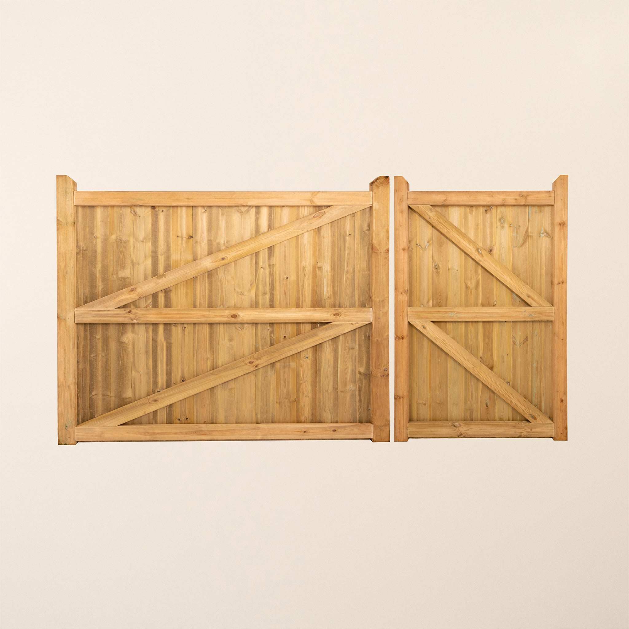 Highampton 3/4 Split Scandinavian Redwood T&G Entrance Gate (Pair)