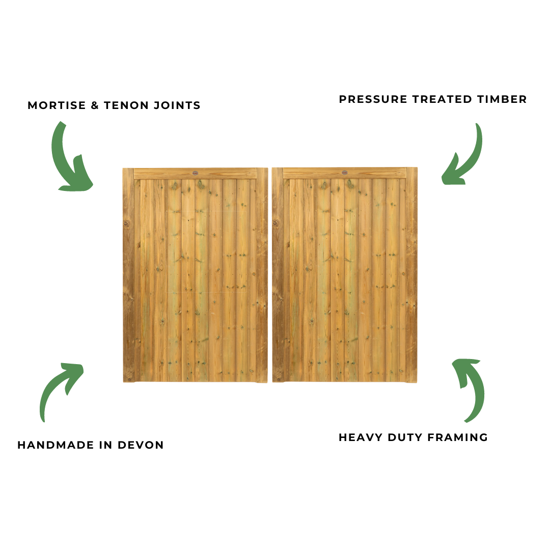 Croyde Scandinavian Redwood Mortise & Tenon T&G Driveway Gate Pair