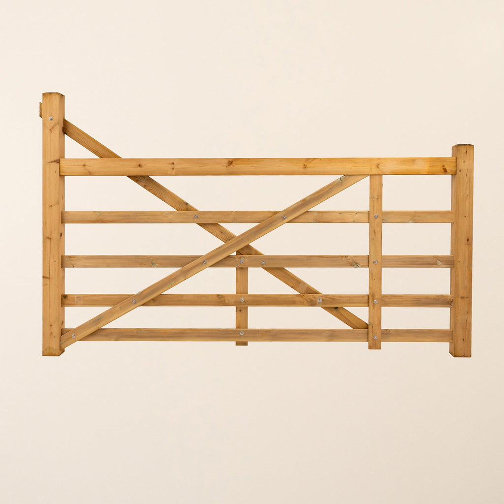 Clawton Scandinavian Redwood Straight Heel Planed Gate