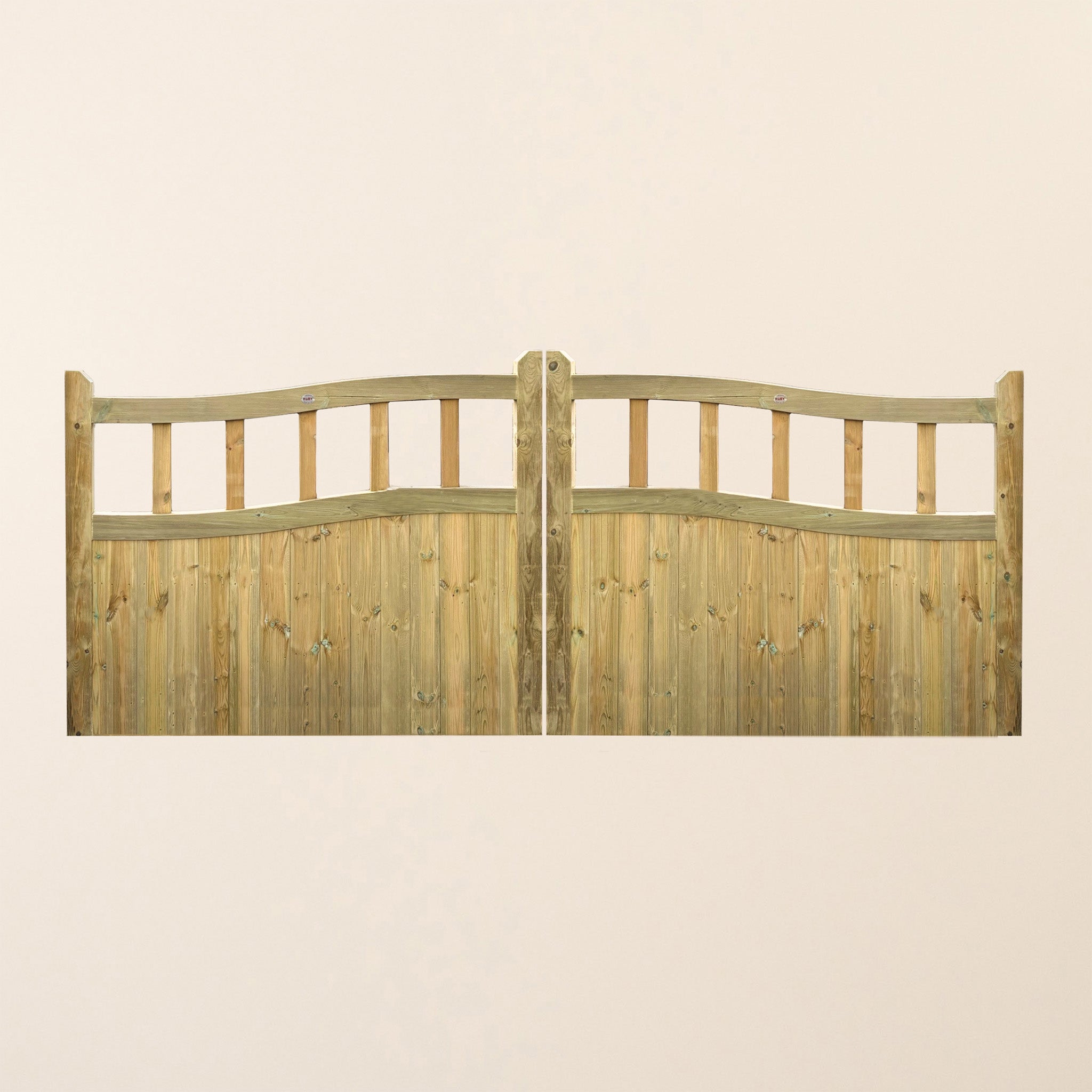 Swan Neck Cottage Scandinavian Redwood Gate Pair