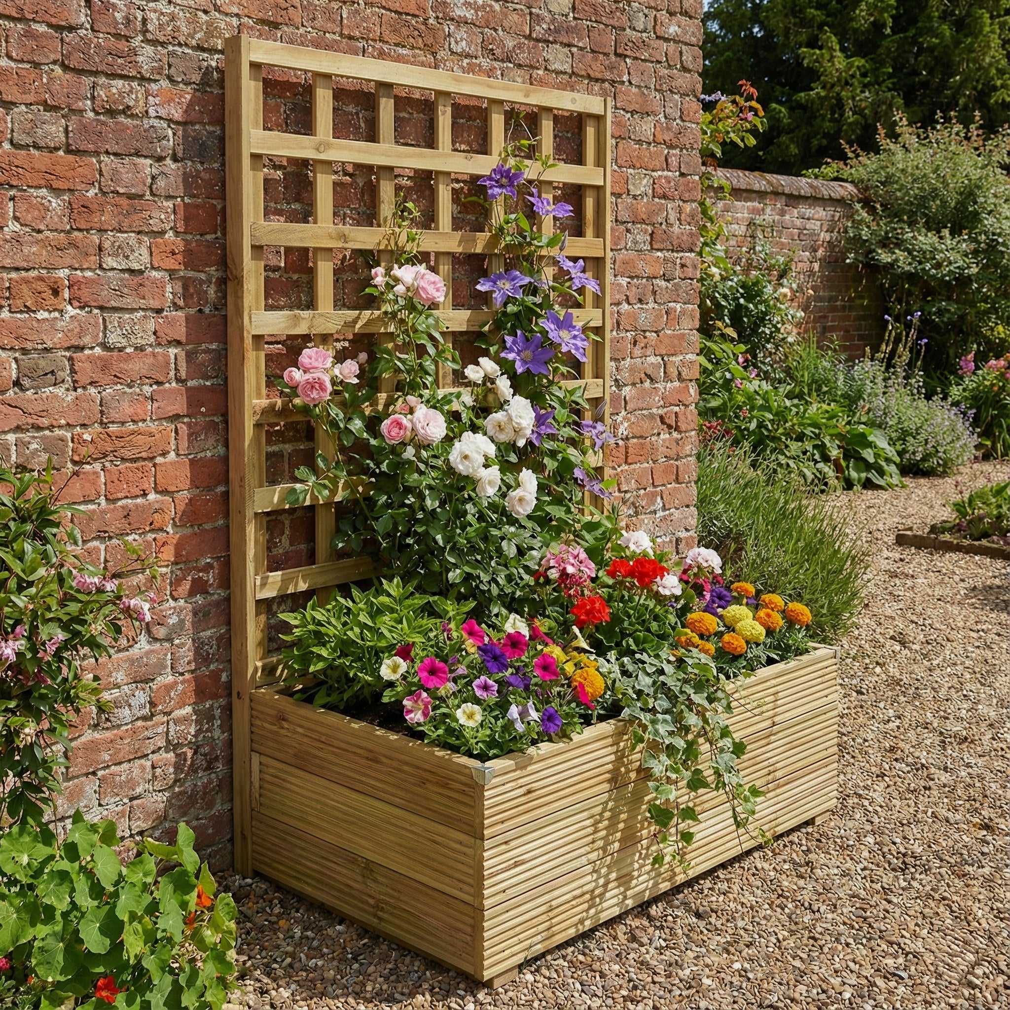Scandinavian Redwood Deluxe Decking Planter With Trellis