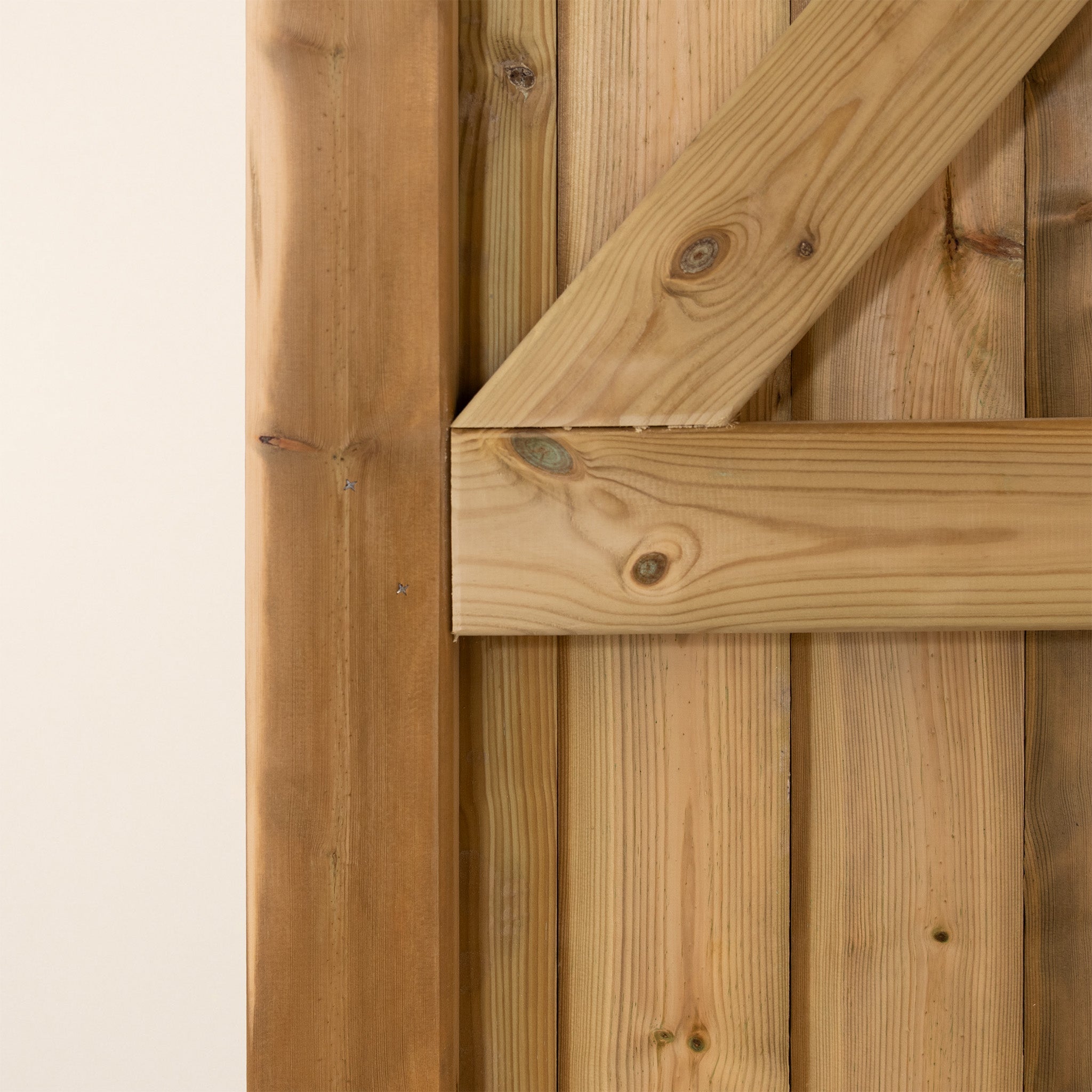 Scandinavian Redwood Arch Top Gate (1.5m High)