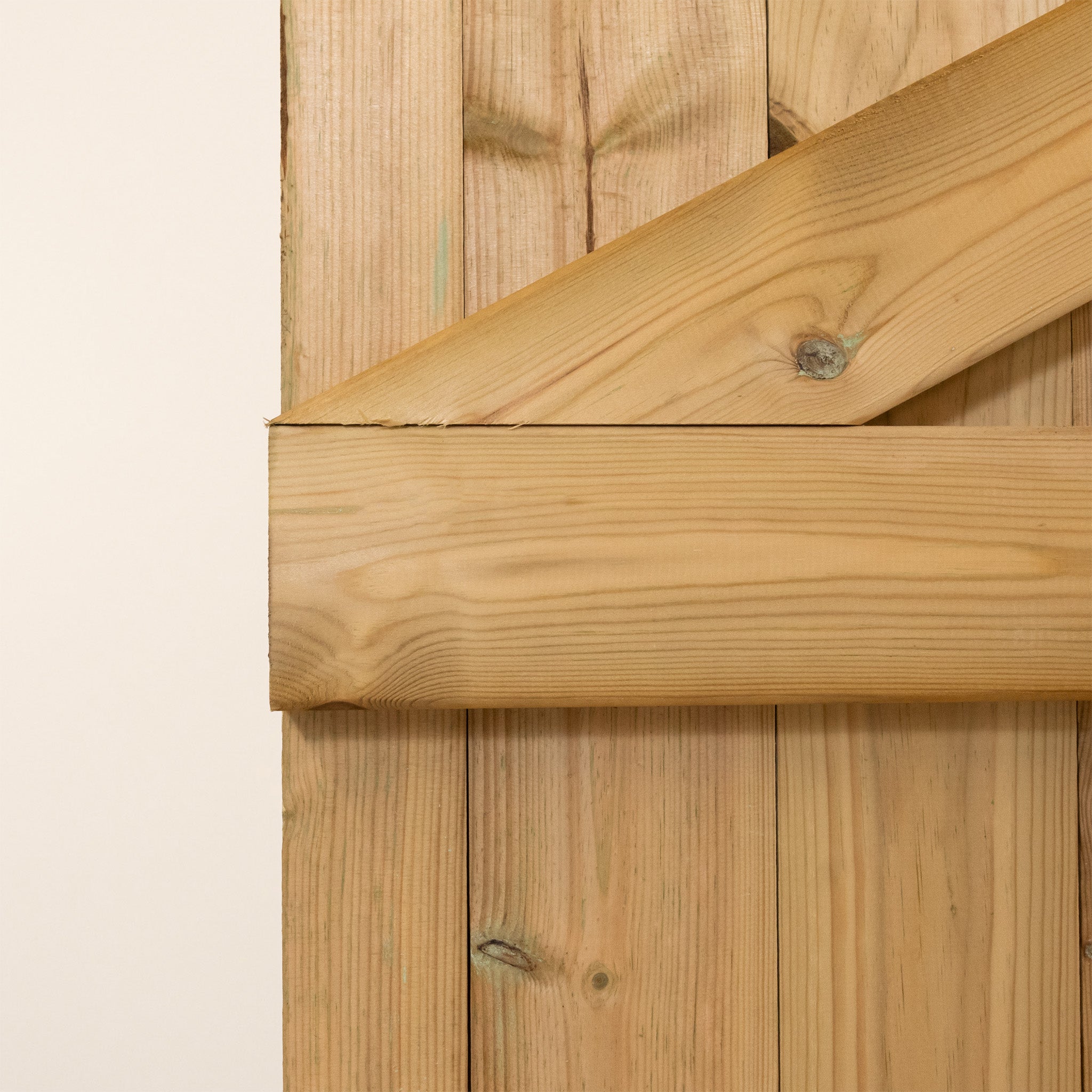 Instow Scandinavian Redwood Curved Top Tongue & Groove Side gate (1.5m High)