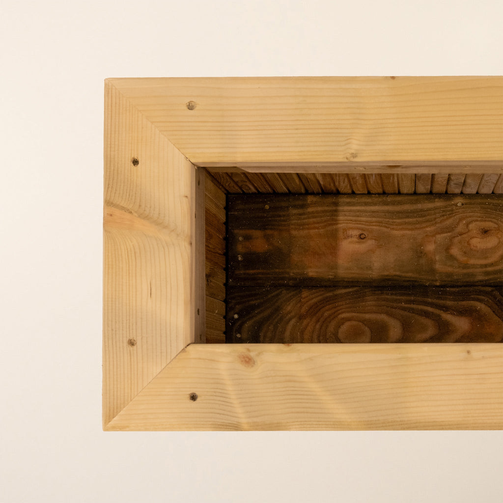 Scandinavian Redwood Premium Vertical Planter