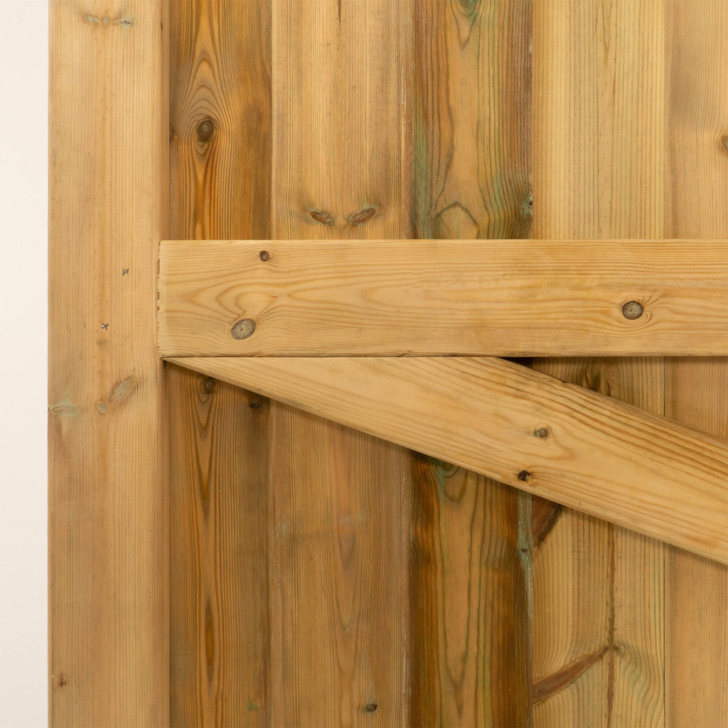 Highampton Scandinavian Redwood Mortise & Tenon Driveway Gate Pair