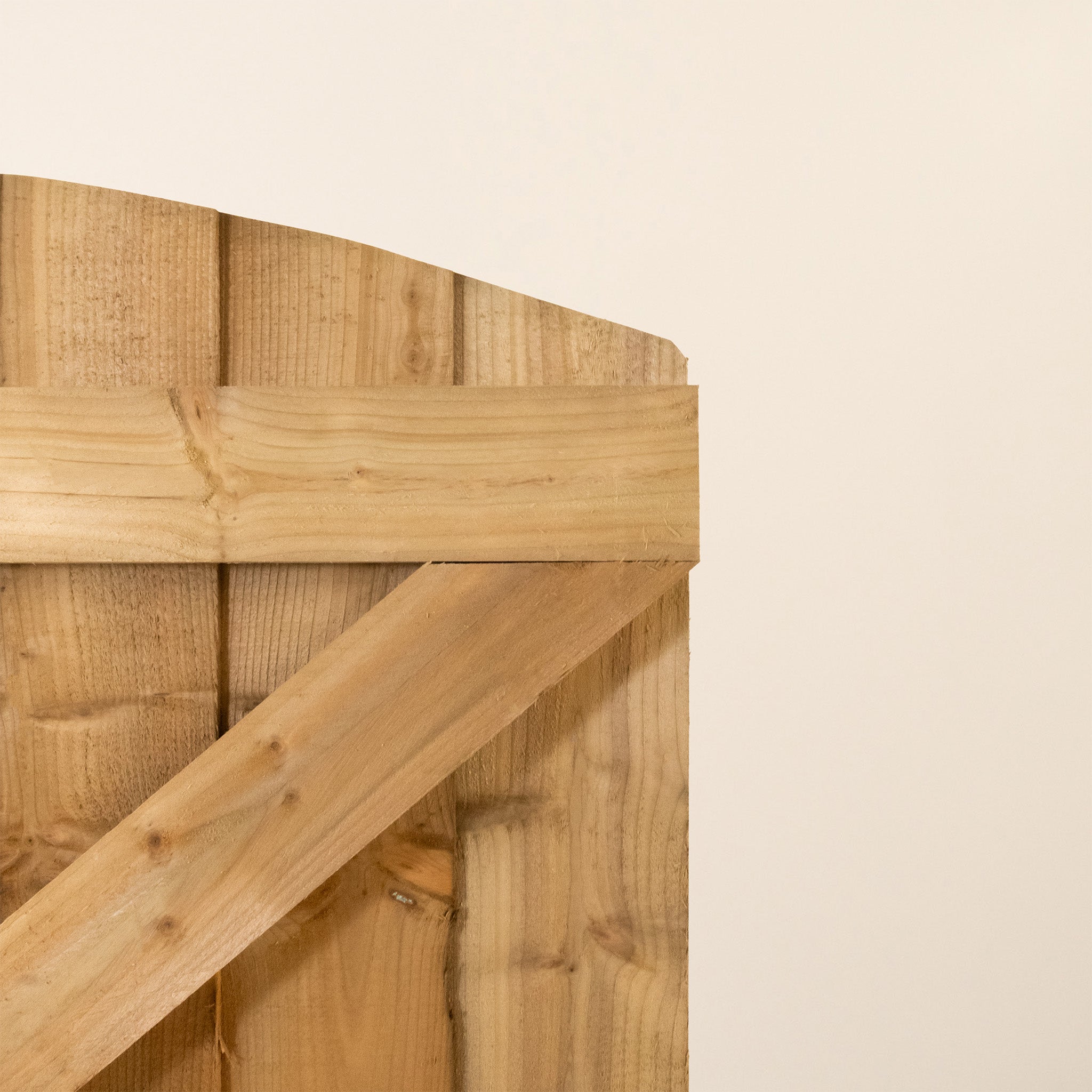 Topsham Curved Featheredge Side Gate (2.1m High)