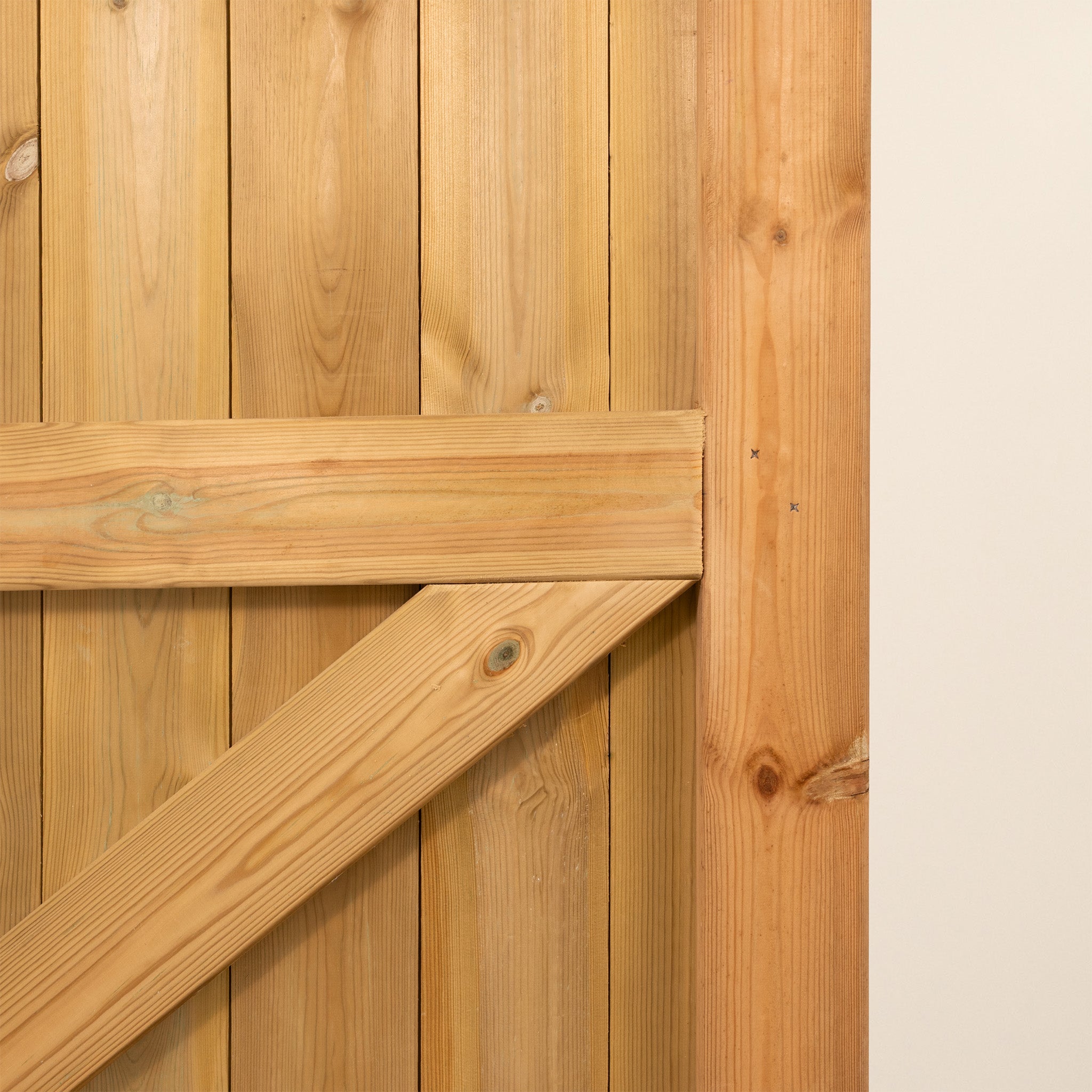 Highampton 3/4 Split Scandinavian Redwood T&G Entrance Gate (Pair)
