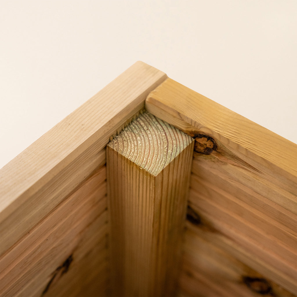 Scandinavian Redwood Tall Restaurant Planter