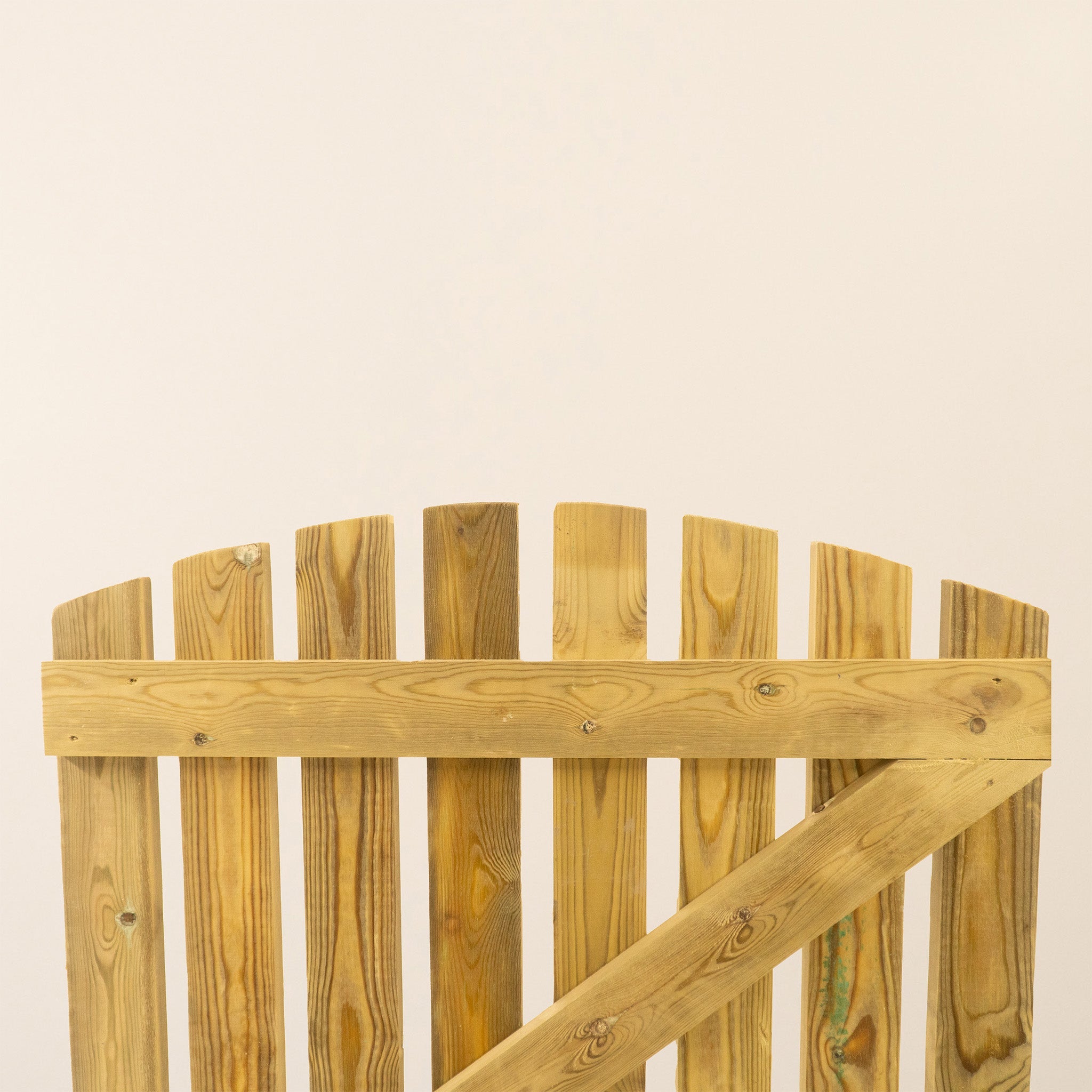 Premium Curved Top Picket Gate (1.5m High)