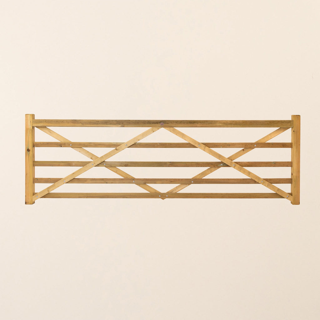 Planed Scandinavian Redwood 5-Bar Field/Driveway Gate