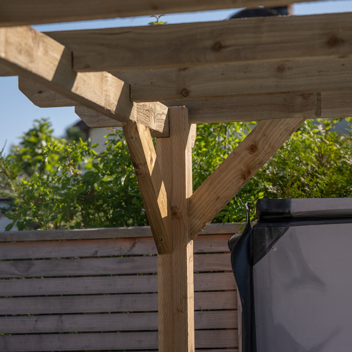 Ruby Ready Flat Roof Sawn Pergola