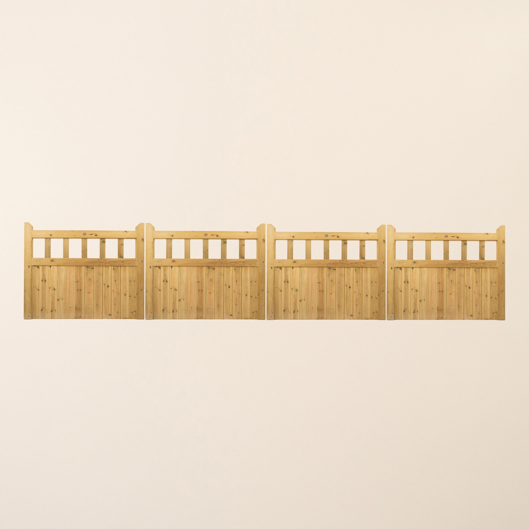 Cottage Scandinavian Redwood Bifold 4-Leaf Driveway Gate