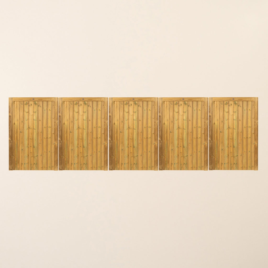 Croyde Scandinavian Redwood Bifold 5-Leaf Driveway Gate