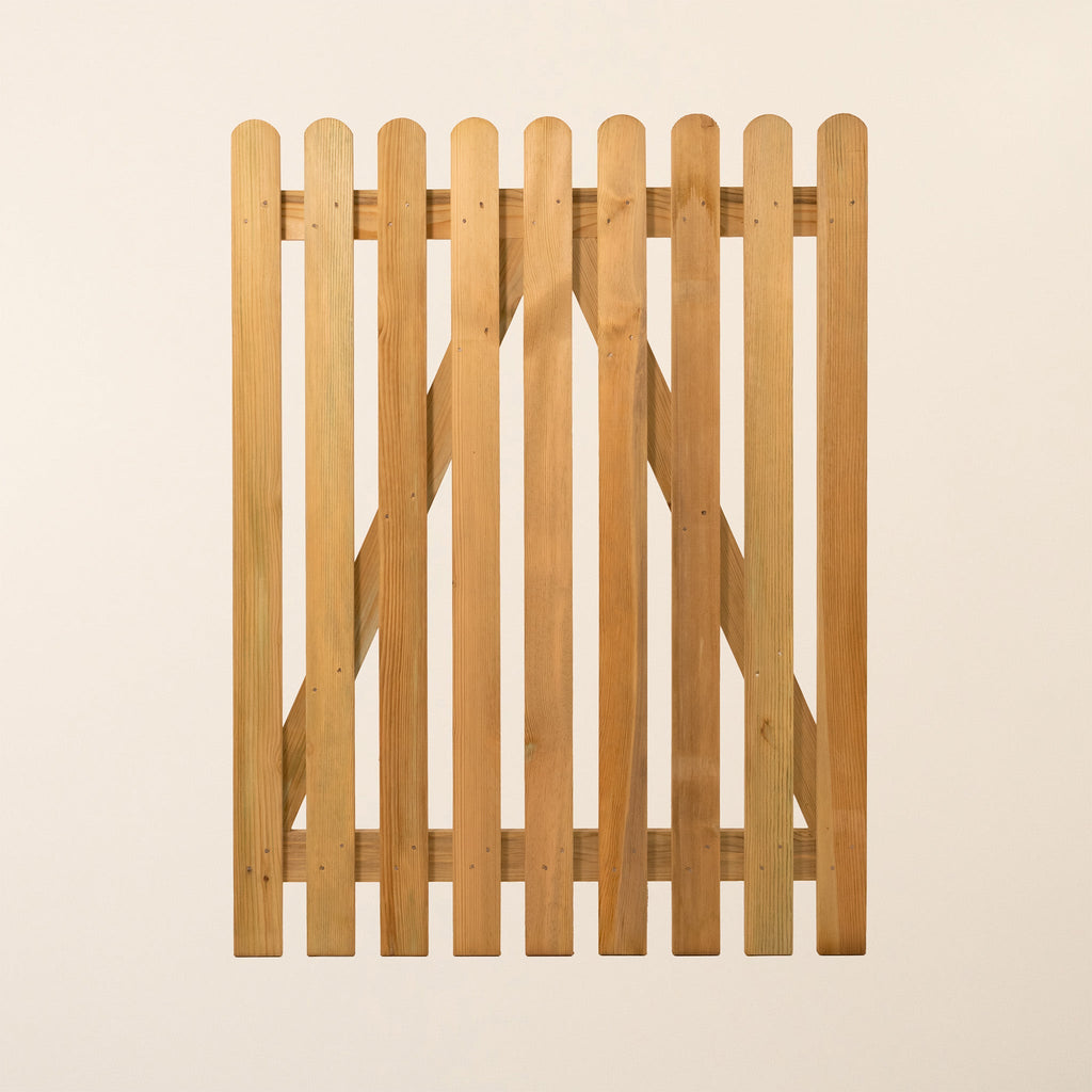 Ruby Ready Scandinavian Redwood Picket Planed Gate