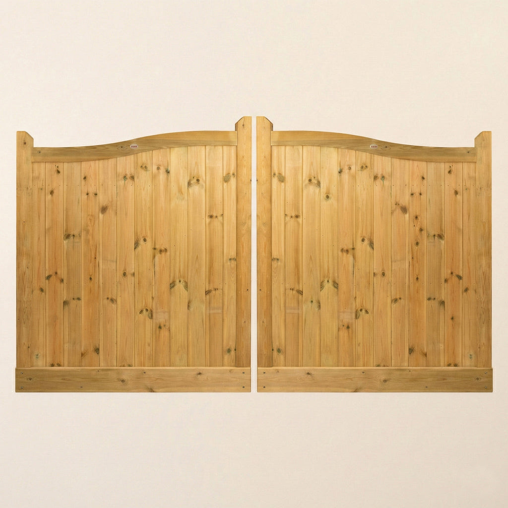 Swan Neck Scandinavian Redwood Sliding Driveway Gate