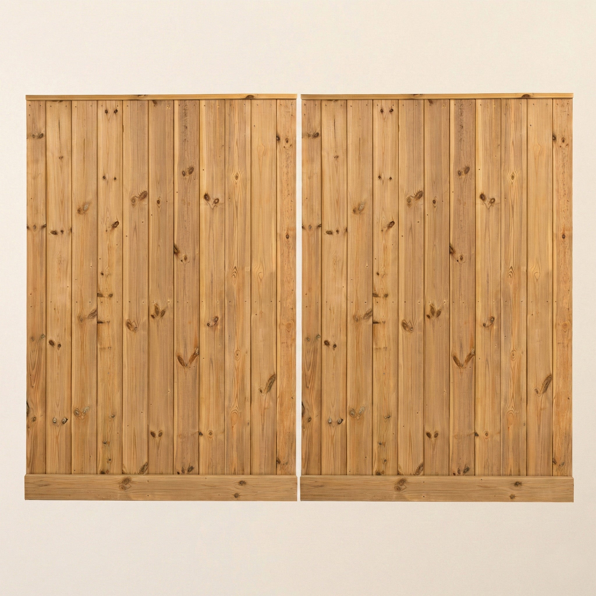 Clovelly Scandinavian Redwood Mortise & Tenon Sliding Driveway Gate