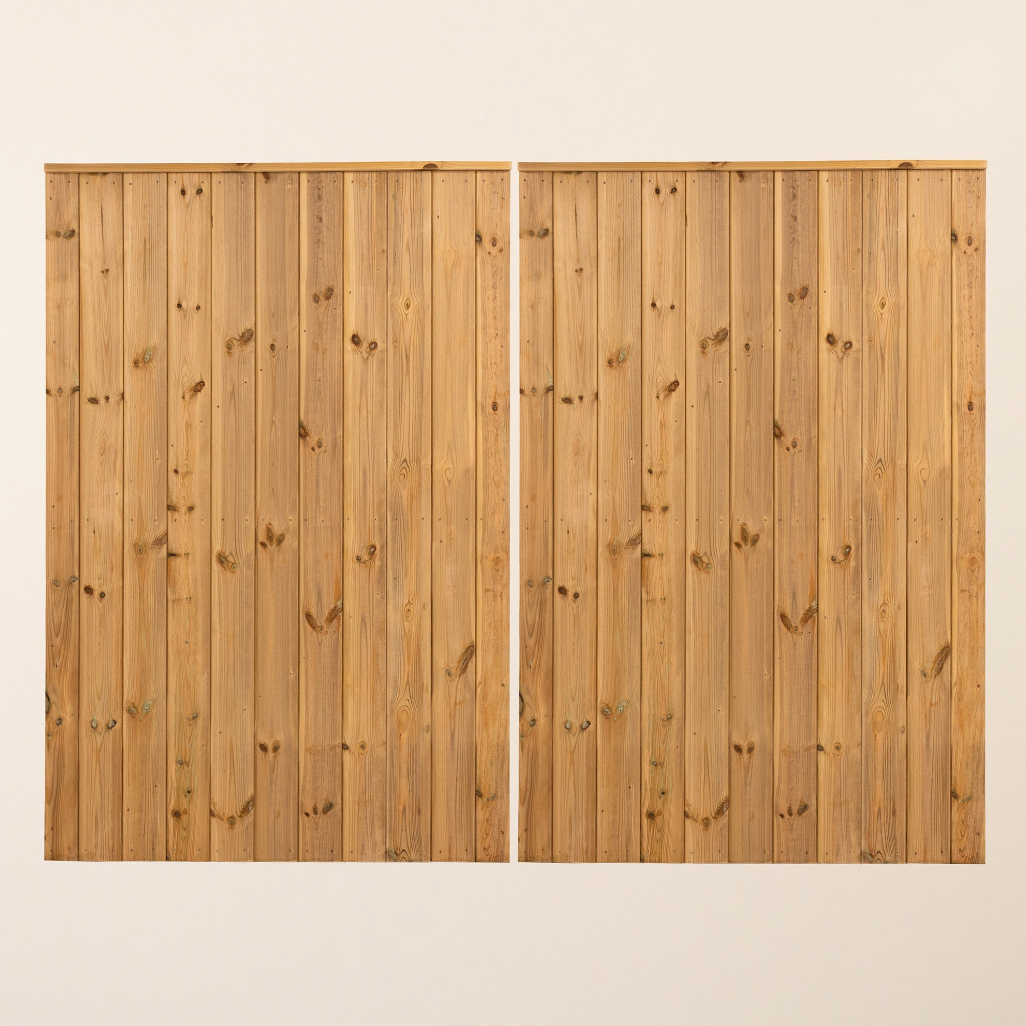 Clovelly Scandinavian Redwood Mortise & Tenon T&G Driveway Gate Pair