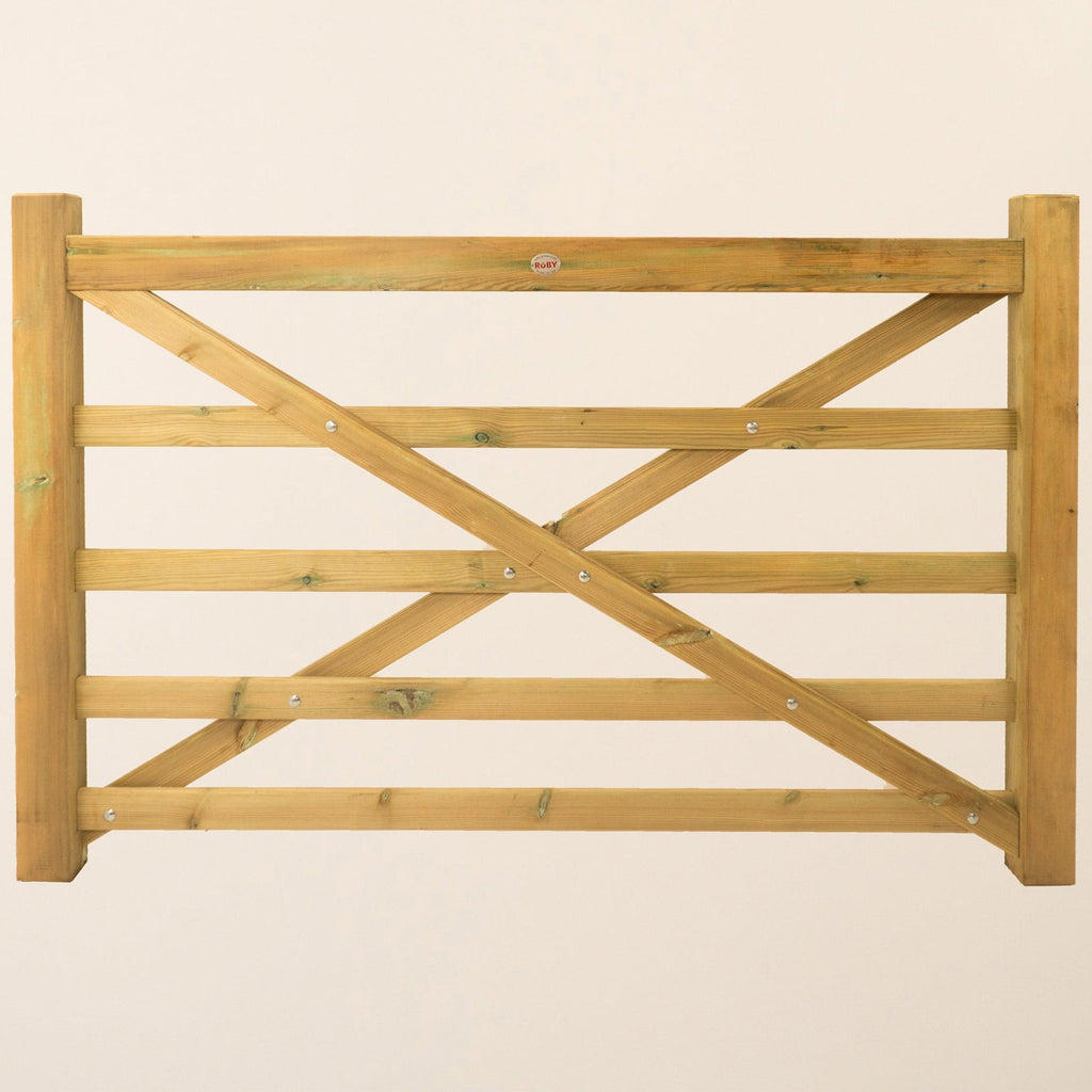 Planed Scandinavian Redwood 5-Bar Field/Driveway Gate