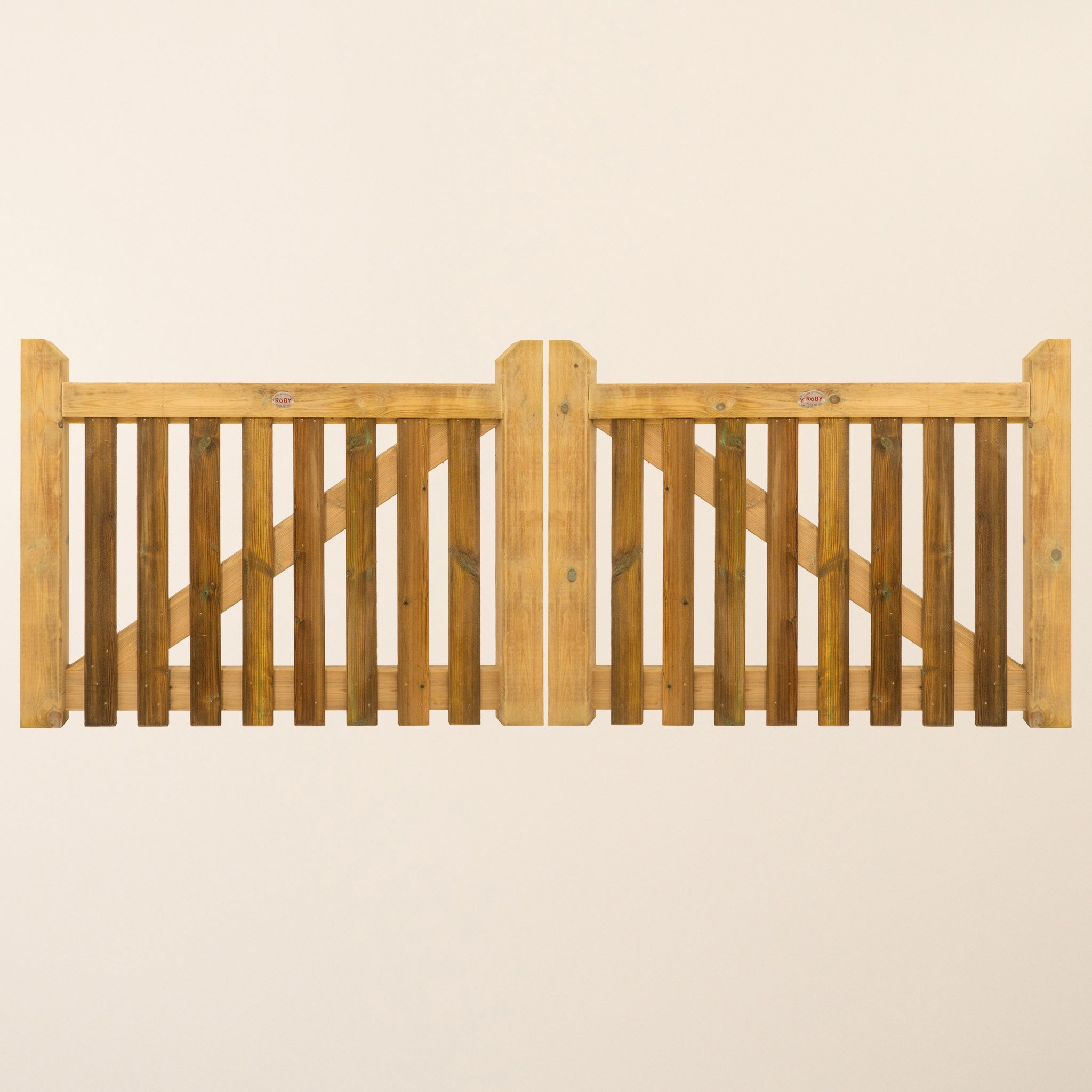 Salcombe Scandinavian Redwood Mortise & Tenon Gates (Pair)