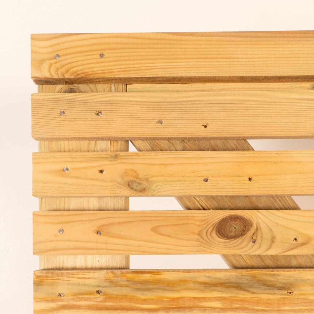 Scandinavian Redwood Slatted Driveway Gates