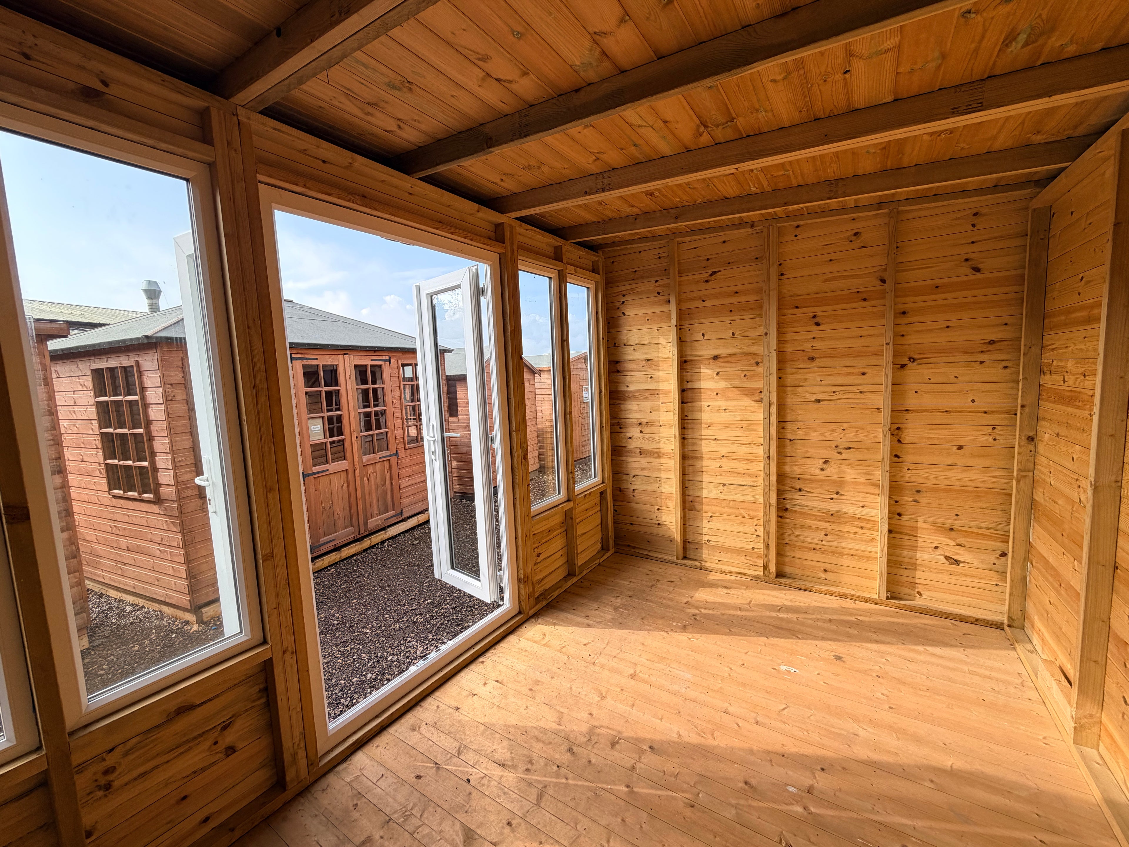 Ex- Display Nevada Garden Room