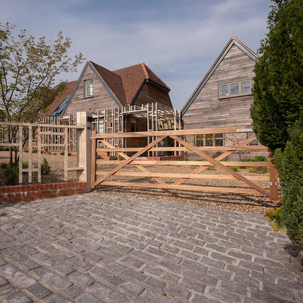 Iroko 5-Bar Entrance Gate