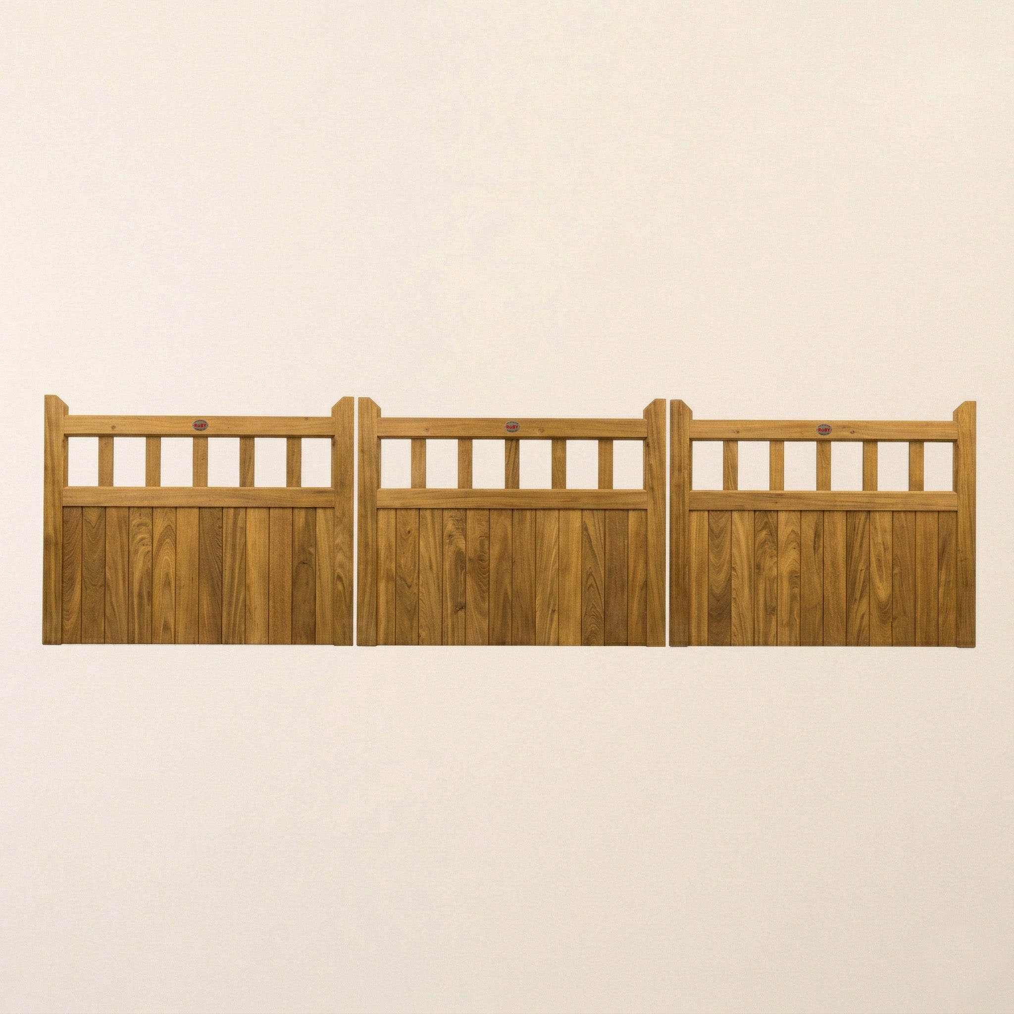 Cottage Iroko Bifold 3-Leaf Driveway Gate