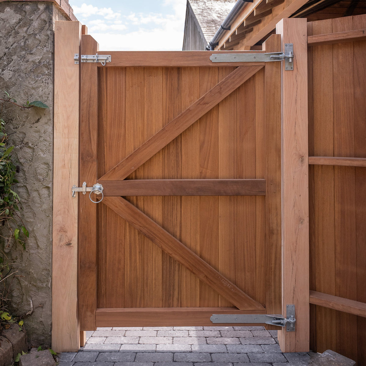Highampton Iroko Mortise & Tenon Single Entrance Gate