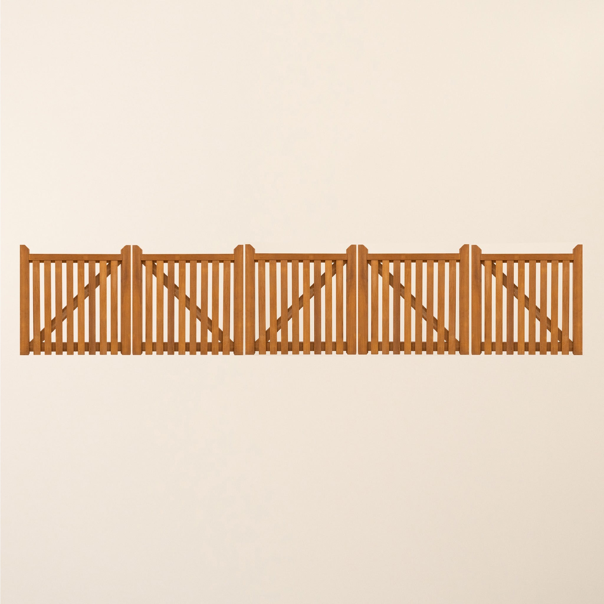 Salcombe Iroko 5-Leaf Driveway Gate