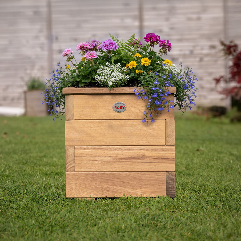 Iroko Premium Overlap Planter