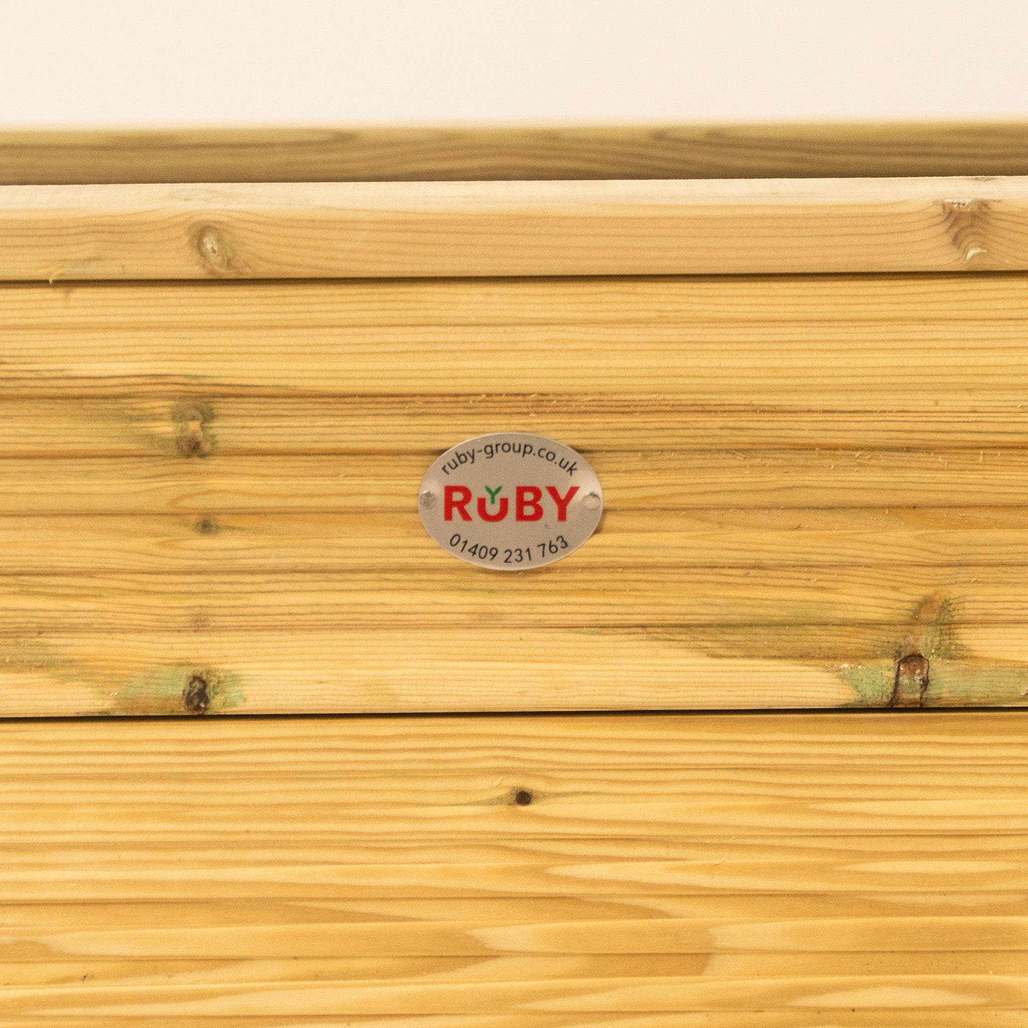 Scandinavian Redwood Premium Large Decking Planter