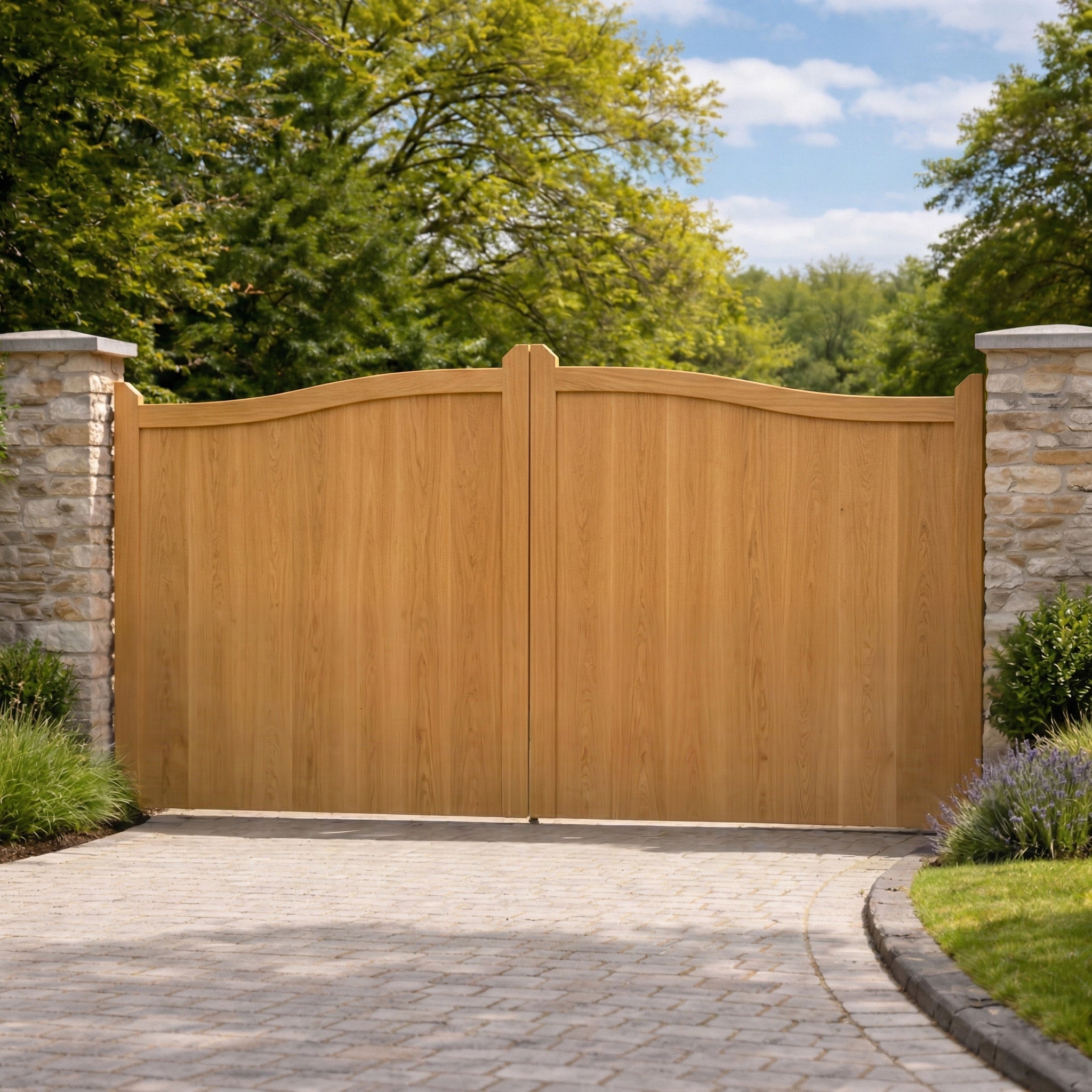 Oak Swan Neck Mortise & Tenon Sliding Driveway Gate