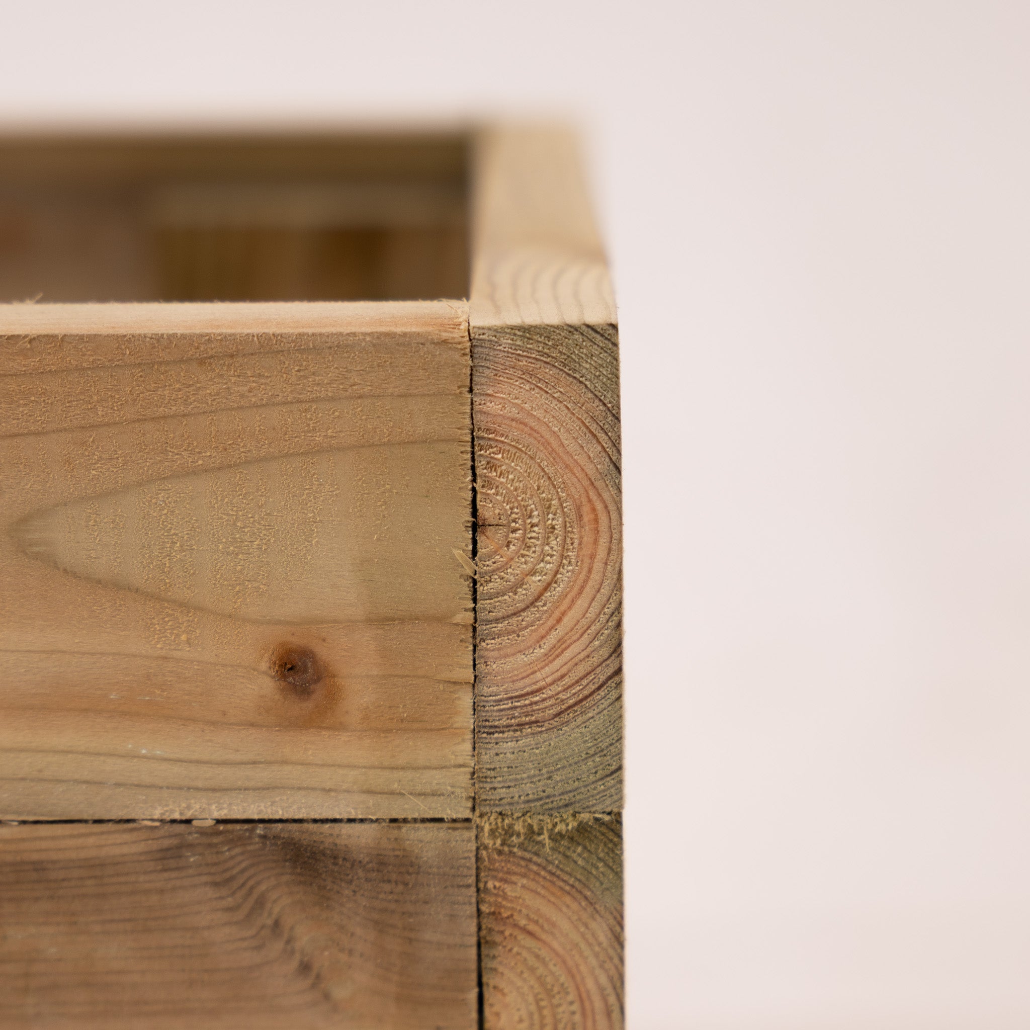 Ruby Ready Planed Scandinavian Redwood Planter