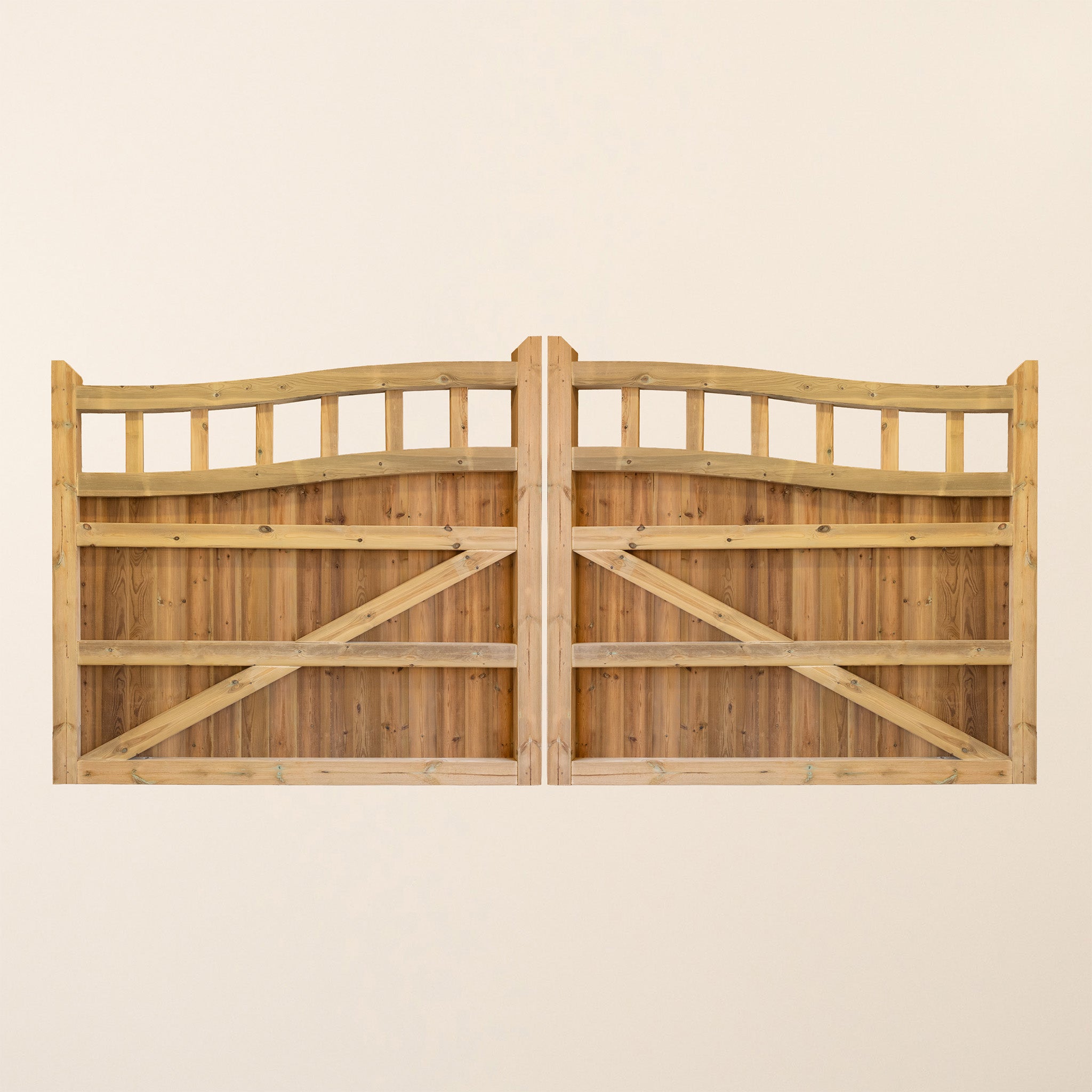 Cottage Swan Neck Scandinavian Redwood Sliding Driveway Gate
