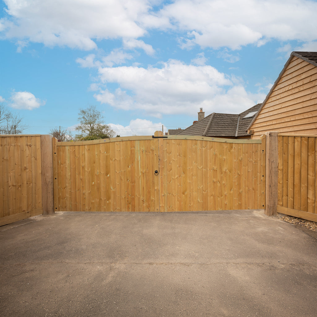 Swan Neck Scandinavian Redwood Gate Pair