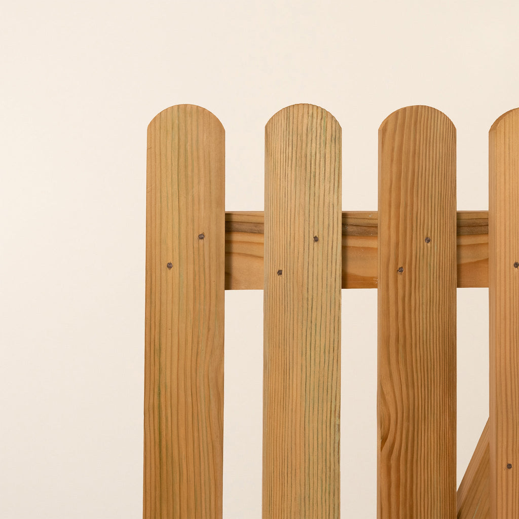 Ruby Ready Scandinavian Redwood Picket Planed Gate
