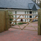 Planed Scandinavian Redwood 5-Bar Field/Driveway Gate