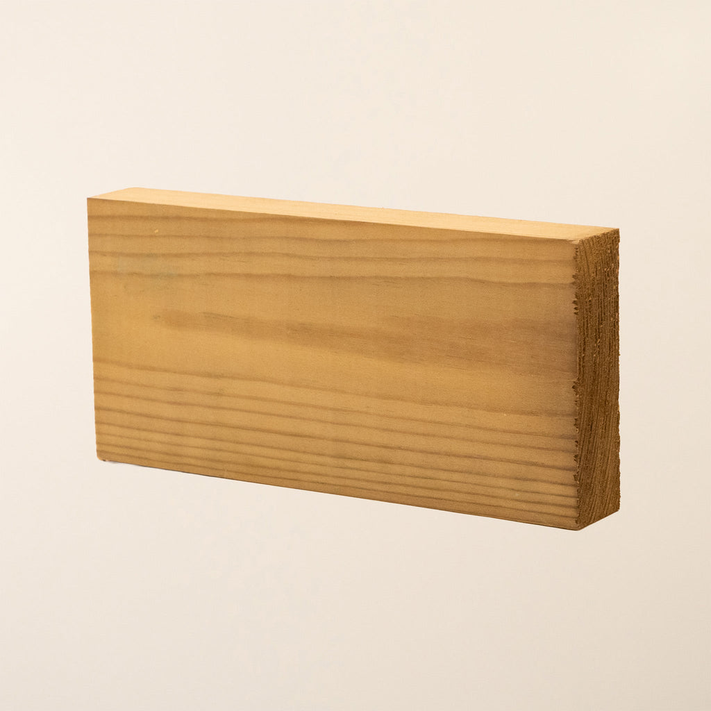 Scandinavian Redwood Flat Top Picket Slats