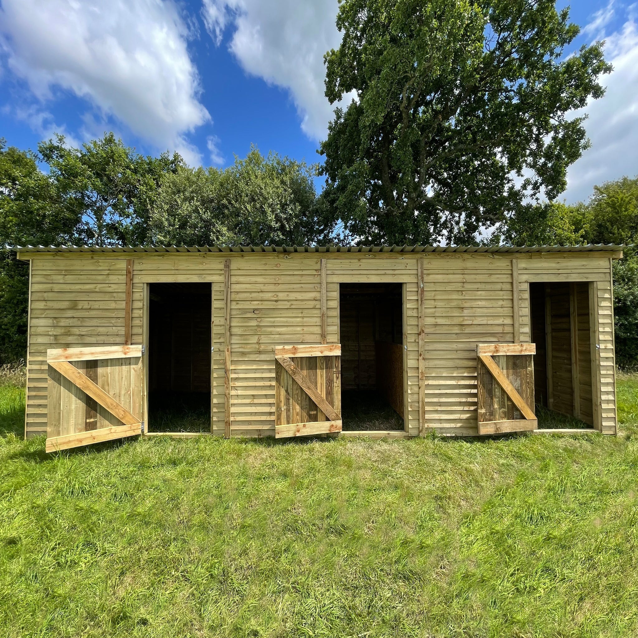 Corrugated Roof Wooden Stable (3.6m Wide)