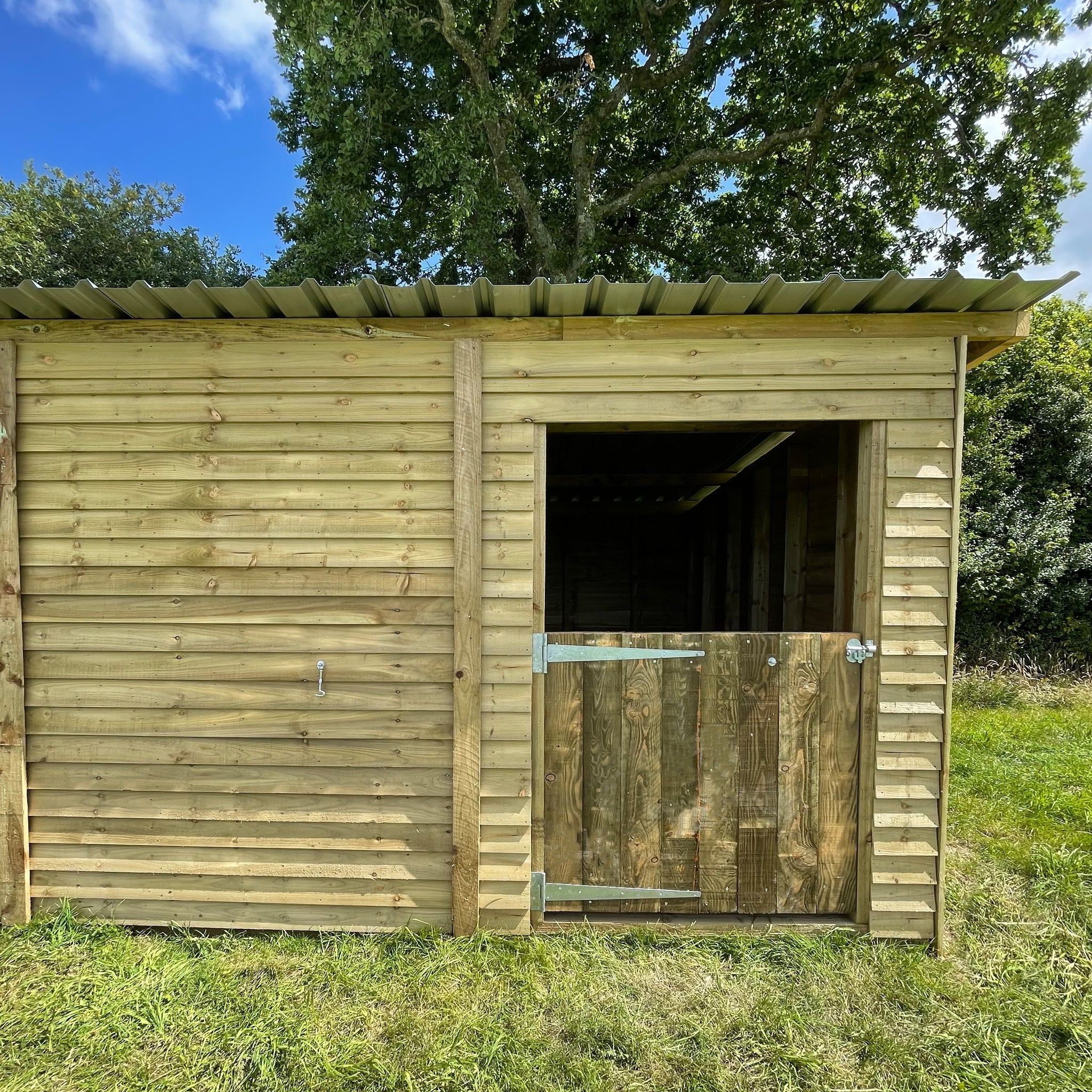Corrugated Roof Wooden Stable (3.6m Wide)